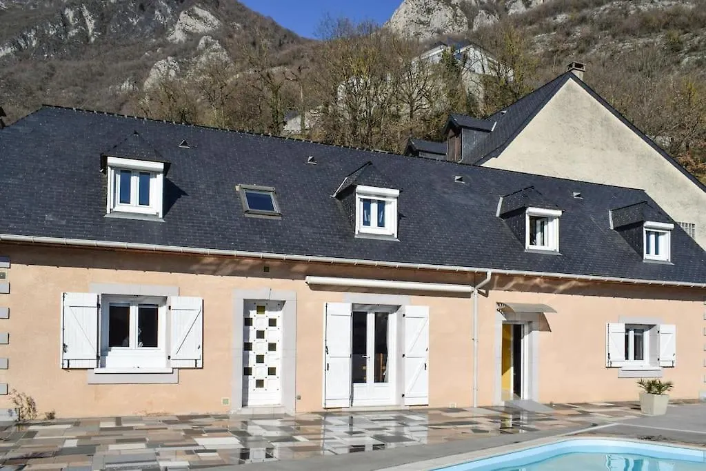 Villa Bellevue Avec Piscine Agos-Vidalos