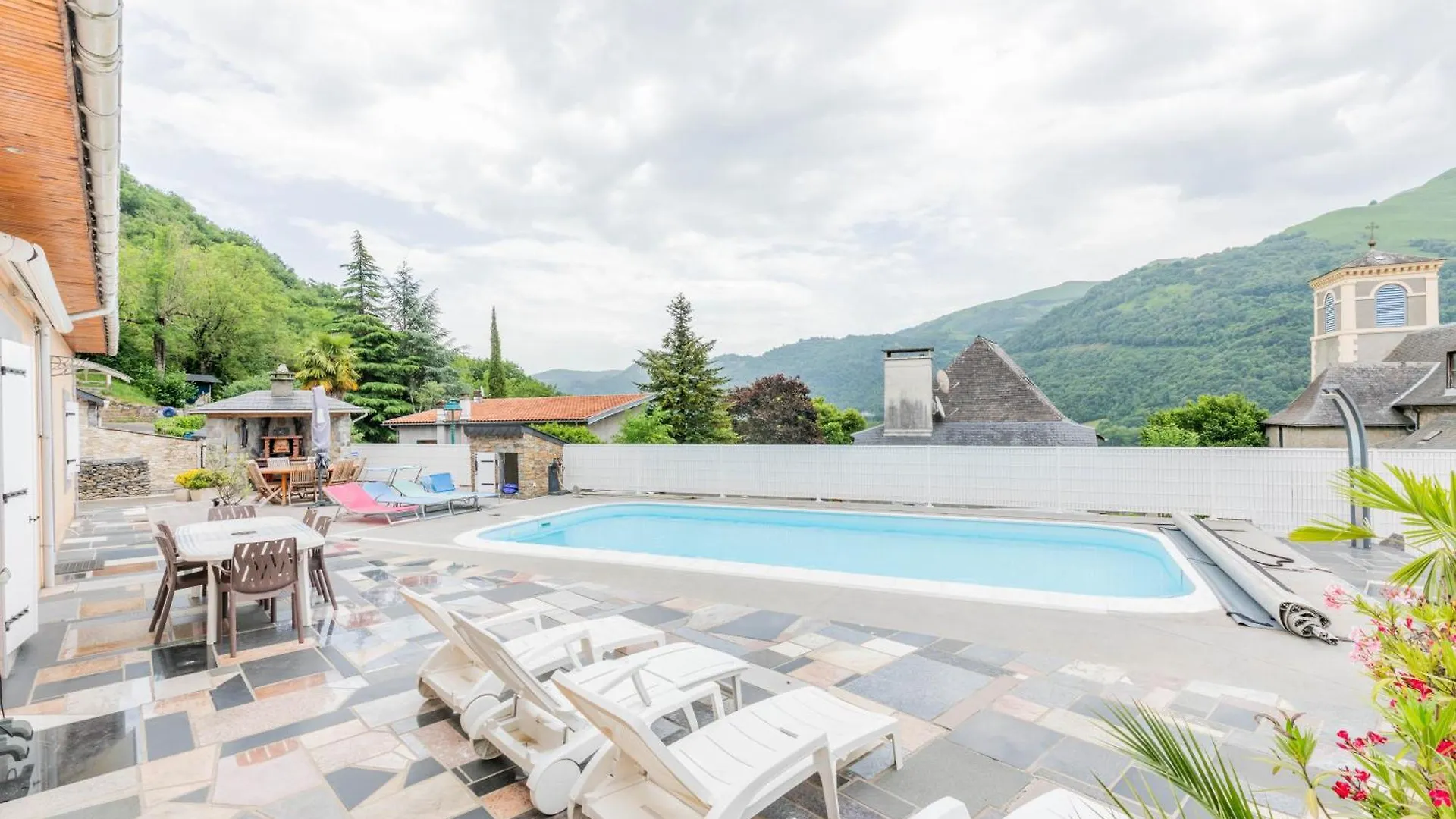 Villa Bellevue Avec Piscine Agos-Vidalos